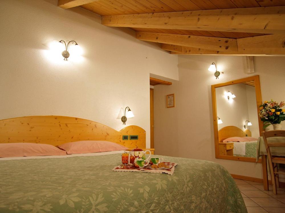 Jolly B&B - Affittacamere Dimaro Kamer foto